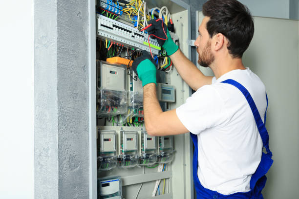 Best Affordable Emergency Electrician  in Pea Ridge, AR